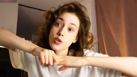 Heeey im Helena3 -- fav555100333 -- pvts only premium and after my public show 3 online show from November 15, 2025, 1:18 pm