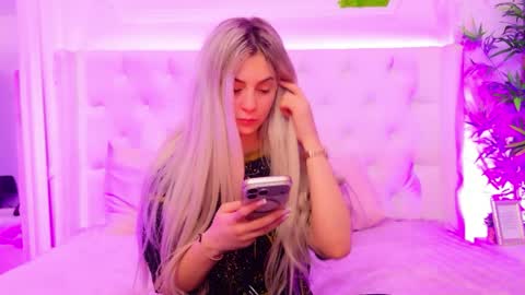 Arianna online show from April 3, 2026, 12:25 pm