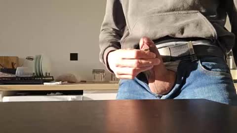 taconatatox online show from December 11, 2024, 9:19 am