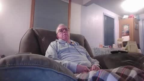 tacrunner66_ online show from November 20, 2025, 3:39 am