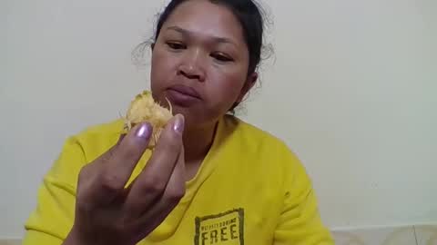 Snapshot of tahiniah chatting on April 11, 2026, 2:10 pm tahiniah online show from April 11, 2026, 2:10 pm