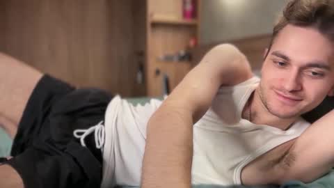 Snapshot of tai_fun chatting on February 22, 2026, 9:24 pm Alex online show from February 22, 2026, 9:24 pm