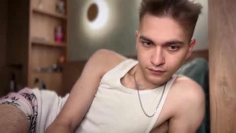 Snapshot of tai_fun chatting on March 1, 2026, 8:44 pm Alex online show from March 1, 2026, 8:44 pm