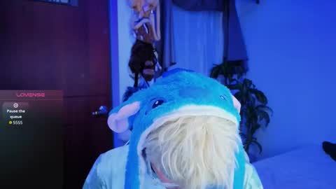 taichi online show from December 3, 2025, 11:47 pm