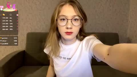 Snapshot of tainastoa chatting on January 15, 2026, 12:32 pm Tessa online show from January 15, 2026, 12:32 pm