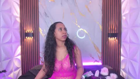 Snapshot of taira_bms chatting on November 3, 2025, 3:30 am Samantha online show from November 3, 2025, 3:30 am