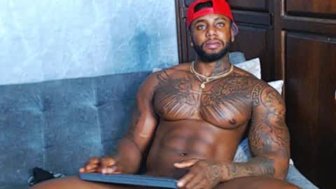 Tairon Tucke online show from December 26, 2024, 8:39 am