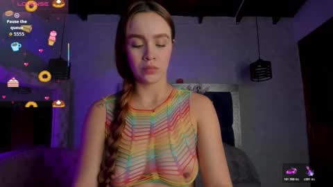 Taissa online show from November 6, 2025, 7:48 pm