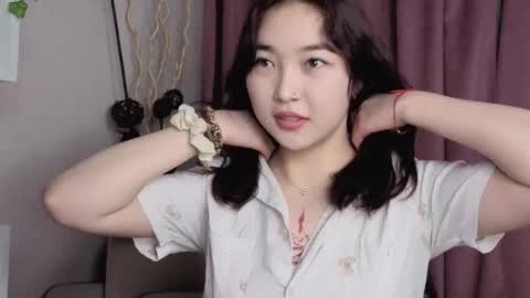 Soo Ying online show from November 29, 2025, 9:29 pm