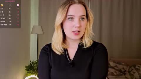 Jessi online show from September 29, 2025, 11:04 am