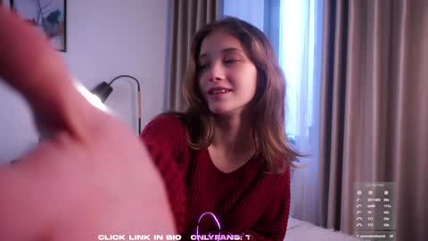 Snapshot of taitehambelton chatting on October 22, 2025, 1:39 am Mia online show from October 22, 2025, 1:39 am