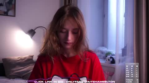 Snapshot of taitehambelton chatting on October 24, 2025, 1:46 am Mia online show from October 24, 2025, 1:46 am