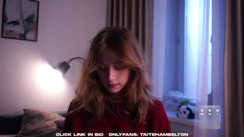 Snapshot of taitehambelton chatting on October 26, 2025, 1:11 am Mia online show from October 26, 2025, 1:11 am