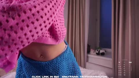 Snapshot of taitehambelton chatting on November 20, 2025, 1:17 am Mia online show from November 20, 2025, 1:17 am