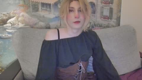 Snapshot of taka_s_paintroom chatting on December 13, 2024, 7:04 am Taka online show from December 13, 2024, 7:04 am