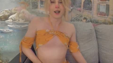 Snapshot of taka_s_paintroom chatting on October 31, 2025, 11:17 pm Taka online show from October 31, 2025, 11:17 pm