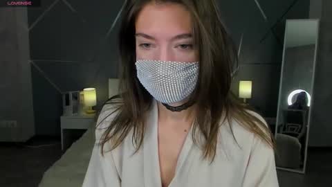 Sasha online show from November 4, 2025, 1:38 am