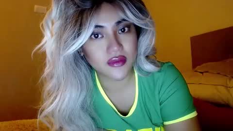 Lena online show from December 10, 2024, 4:17 pm