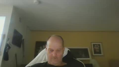 takerlover436295 online show from November 16, 2025, 11:43 pm