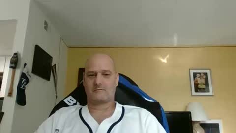 takerlover436295 online show from April 2, 2026, 1:09 pm