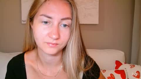  Kira  online show from October 9, 2025, 5:27 am