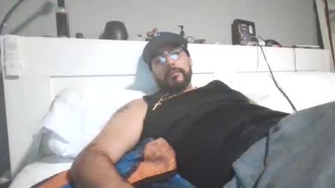 talllatino310 online show from November 15, 2025, 10:48 pm