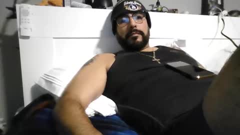 talllatino310 online show from November 26, 2025, 11:39 pm