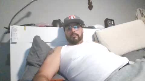 talllatino310 online show from January 8, 2026, 5:43 am