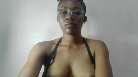 tallnsexydee online show from July 16, 2026, 8:20 am