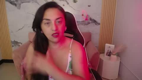 tamara_ch1 online show from November 6, 2025, 3:29 am