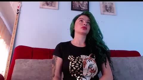 Tammy Modelo independiente YEAH online show from December 3, 2025, 8:18 pm