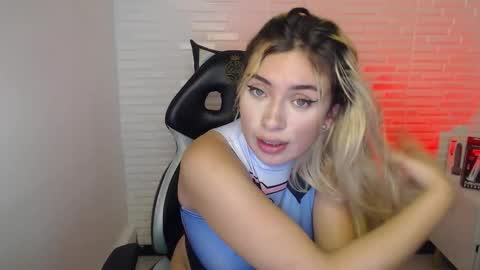 Snapshot of tamara_velezz chatting on February 6, 2026, 9:18 pm Tamara online show from February 6, 2026, 9:18 pm