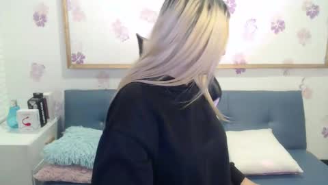 Snapshot of tamara_velezz chatting on February 16, 2026, 9:22 pm Tamara online show from February 16, 2026, 9:22 pm