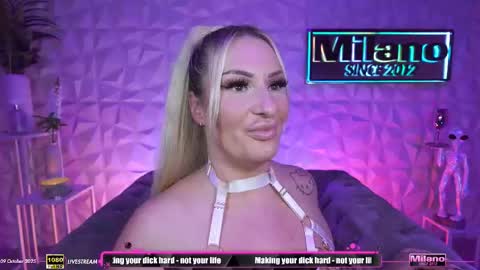 TamaraMilano online show from October 9, 2025, 8:23 am