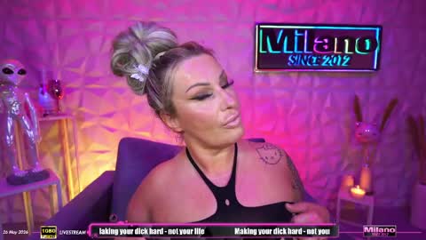 TamaraMilano online show from May 26, 2026, 7:37 am