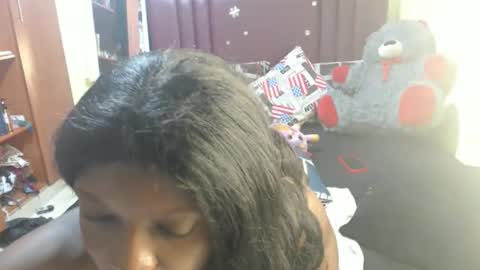 Snapshot of tamela_1 chatting on April 14, 2026, 5:02 am tamela online show from April 14, 2026, 5:02 am