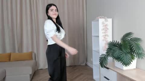 my name is Tamela online show from November 24, 2025, 4:29 pm