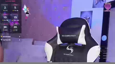 Snapshot of tami_04 chatting on September 11, 2025, 1:17 am Im Tami online show from September 11, 2025, 1:17 am