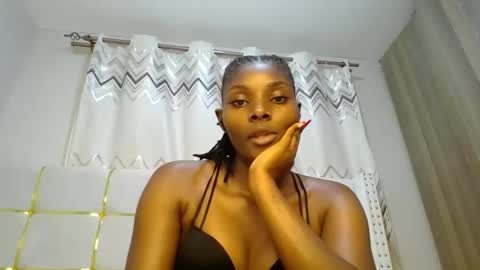 Snapshot of tamia538235 chatting on February 10, 2025, 6:24 pm tamia online show from February 10, 2025, 6:24 pm