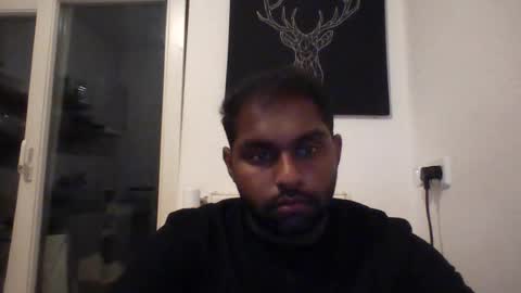 tamilpaiyan09 online show from July 5, 2026, 10:06 pm