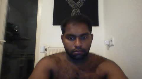 tamilpaiyan09 online show from July 18, 2026, 9:29 pm