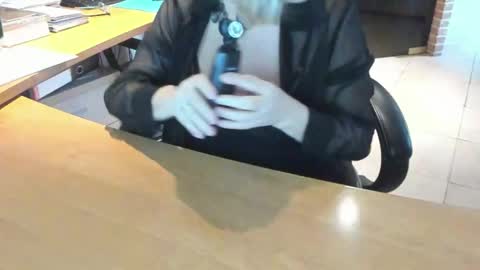 Tammy online show from December 17, 2025, 9:48 am