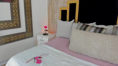 Tamy online show from February 15, 2025, 7:50 pm