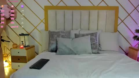 Tamy online show from October 10, 2025, 11:48 pm