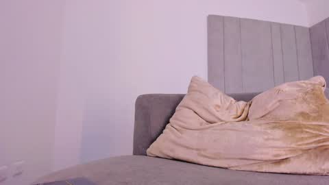 Tamy Leen online show from December 4, 2024, 9:29 am