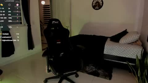 Snapshot of tamy_shine87 chatting on May 19, 2026, 1:56 am Im Samy online show from May 19, 2026, 1:56 am