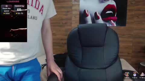 Snapshot of taner_king chatting on November 12, 2025, 2:56 am TANER online show from November 12, 2025, 2:56 am