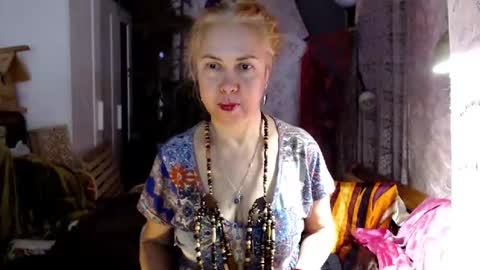 Milena online show from November 15, 2025, 10:01 am