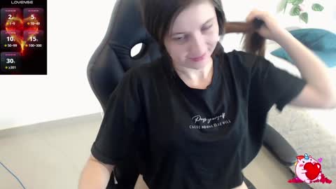 Tania  online show from December 28, 2024, 3:37 pm