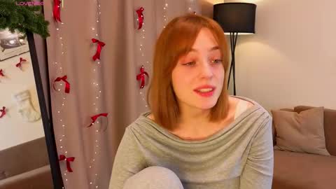 Angela and Victoria online show from December 23, 2025, 4:10 am